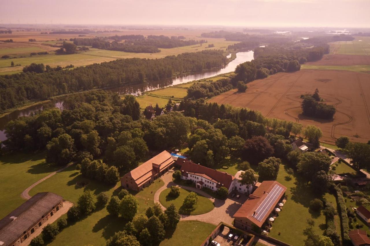 Hotel Relais & Chateaux Gutshaus Stolpe Stolpe an der Peene Exterior foto