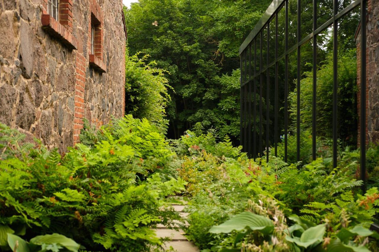 Hotel Relais & Chateaux Gutshaus Stolpe Stolpe an der Peene Exterior foto